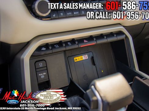 Used 2023 Toyota Sequoia Capstone AWD/4WD image 23