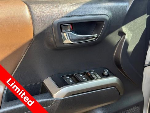 Used 2023 Toyota Tacoma Limited image 18