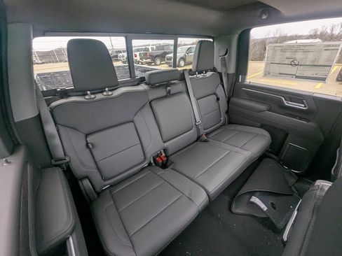 New 2026 GMC Sierra 2500 SLT w/ SLT Premium Package image 17