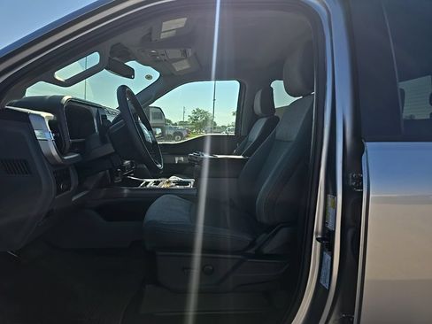 Used 2024 Ford F350 XLT w/ XLT Premium Package AWD/4WD image 12