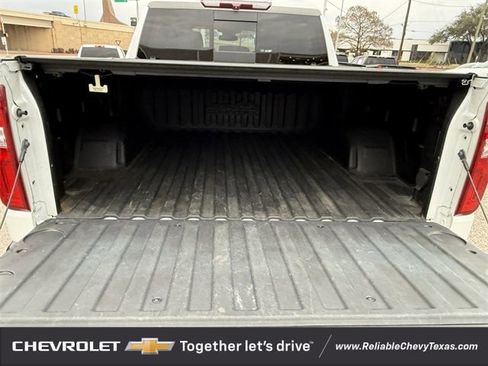 Used 2022 Chevrolet Silverado 1500 High Country w/ High Country Premium Package image 38