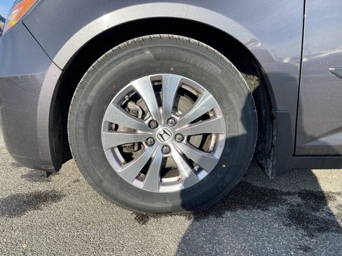 Used 2016 Honda Odyssey EX-L image 26