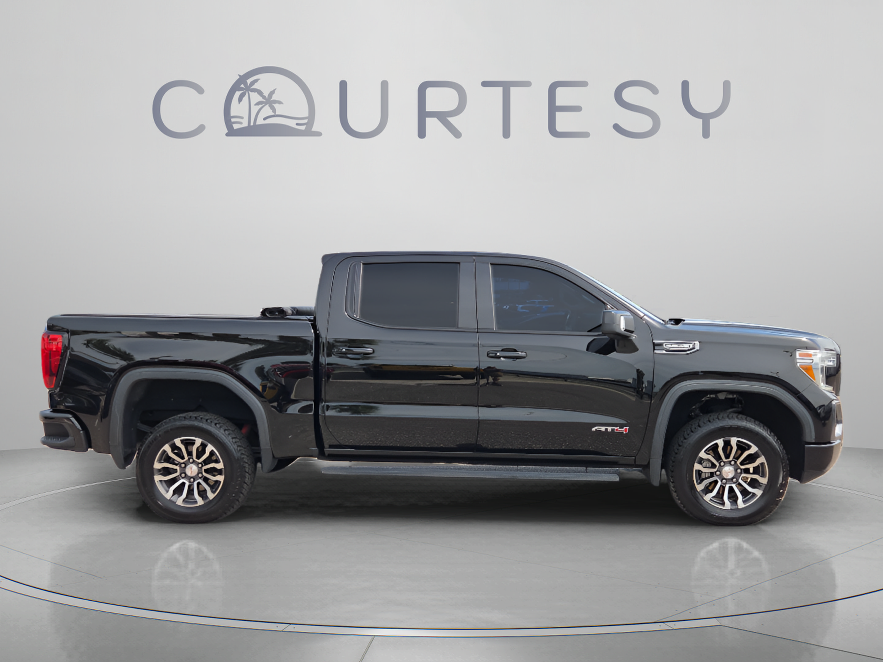 Used 2021 GMC Sierra 1500 AT4 w/ Driver Alert Package I AWD/4WD image 6