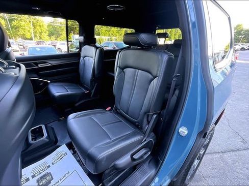 Used 2026 Jeep Grand Wagoneer Limited w/ Premium Group II AWD/4WD image 21