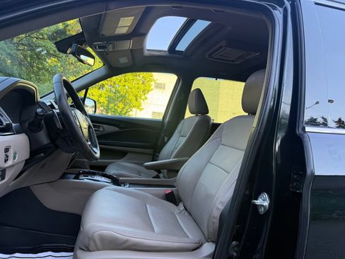 Used 2016 Honda Pilot Elite image 14