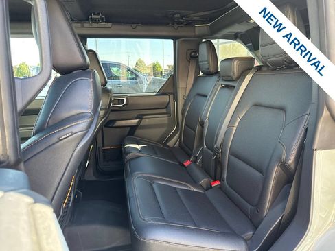 Used 2024 Ford Bronco Badlands AWD/4WD image 14