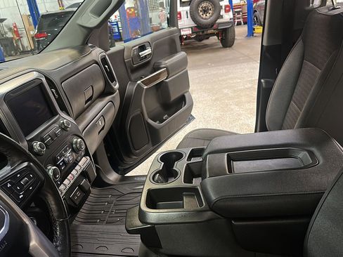 Used 2022 GMC Sierra 1500 Elevation image 27