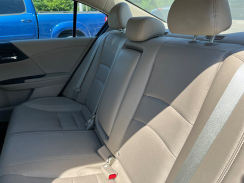 Used 2014 Honda Accord EX-L image 12