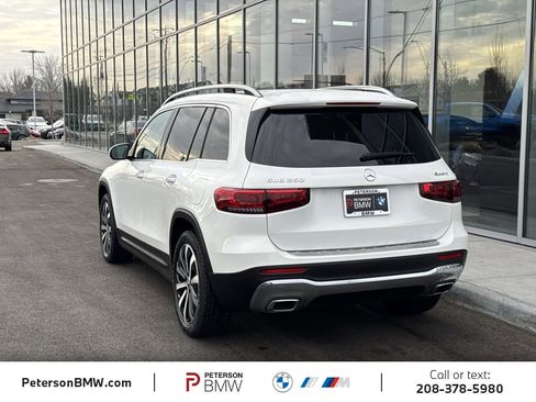 Used 2022 Mercedes-Benz GLB 250 4MATIC image 4