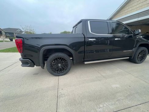 Used 2021 GMC Sierra 1500 Denali w/ Denali Ultimate Package AWD/4WD image 2