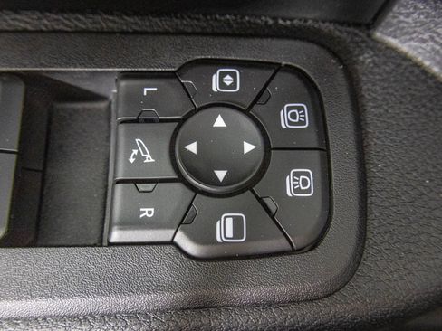 New 2026 RAM 2500 Tradesman AWD/4WD image 33