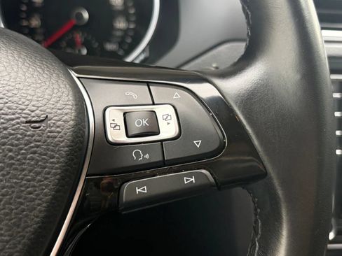 Used 2018 Volkswagen Jetta SE FWD image 31