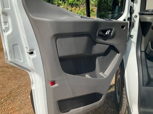 New 2026 Ford Transit 250 Low Roof RWD image 15