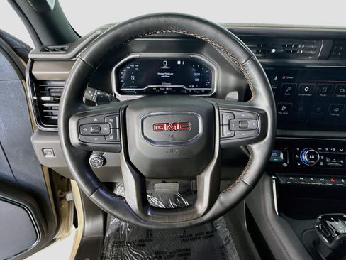 Used 2023 GMC Sierra 1500 AT4 w/ Technology Package AWD/4WD image 13