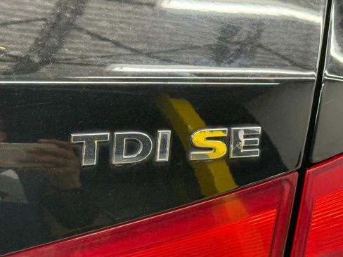 Used 2013 Volkswagen Passat TDI SE FWD image 15