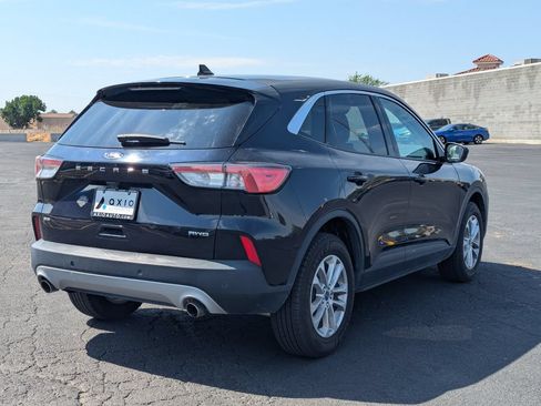 Used 2021 Ford Escape SE AWD/4WD image 3