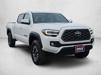 Used 2023 Toyota Tacoma TRD Off-Road w/ Black Out Package (TMS) AWD/4WD video 3