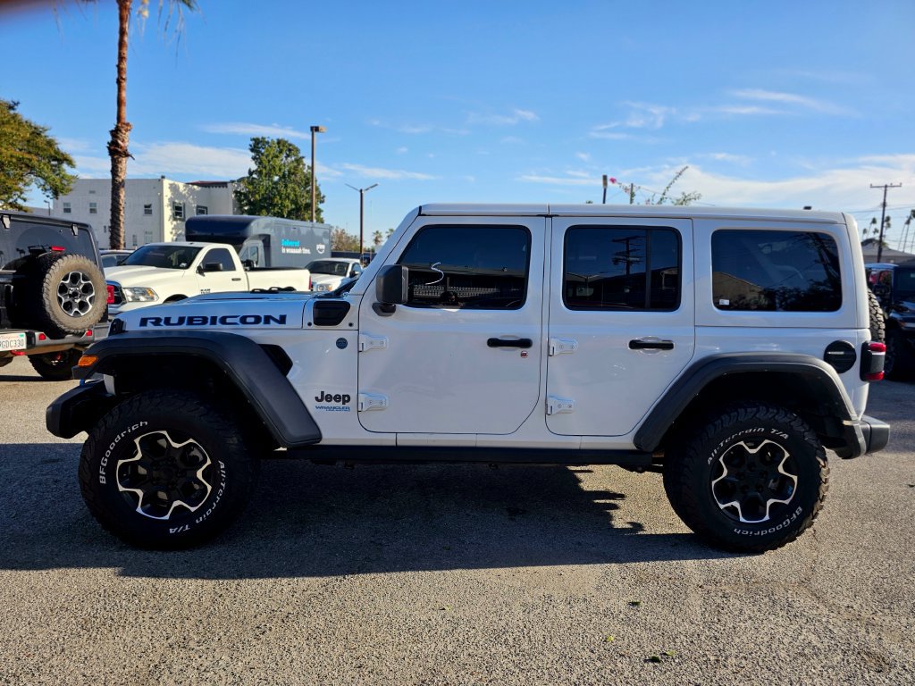 Used 2022 Jeep Wrangler Unlimited Rubicon 4xe AWD/4WD image 3