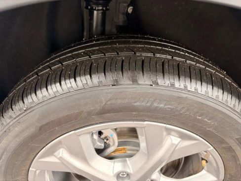 Used 2025 Honda HR-V LX image 36