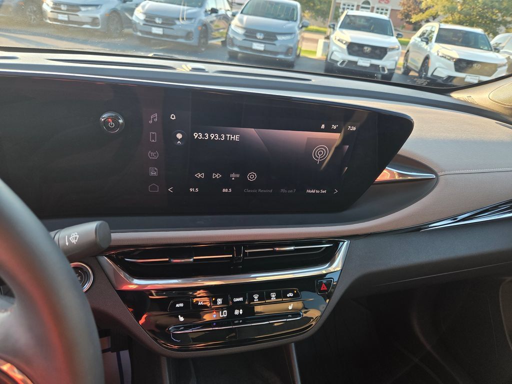 Used 2026 Buick Envista Avenir FWD image 40