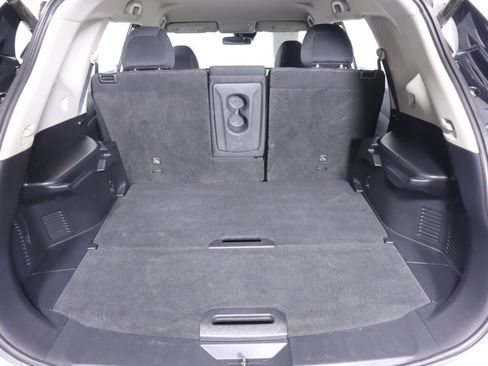 Used 2020 Nissan Rogue SV AWD/4WD image 37