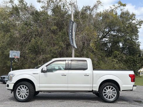 Used 2018 Ford F150 Limited w/ Trailer Tow Package image 8
