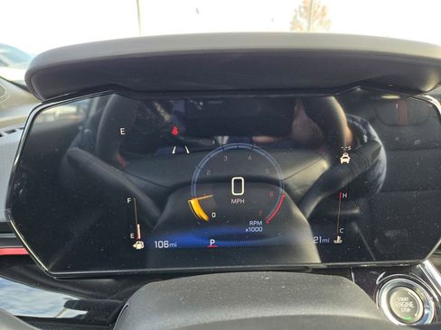 New 2026 Chevrolet Trax RS w/ Sunroof Package image 15