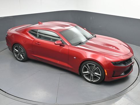 Used 2021 Chevrolet Camaro LT w/ RS Package image 32