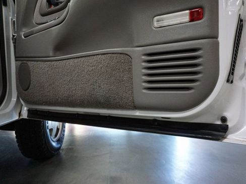 Used 1997 GMC Sierra 1500 4x4 Regular Cab w/ Marketing Option Pkg 3 image 71