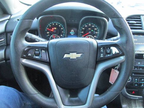 Used 2014 Chevrolet Malibu LT FWD image 37