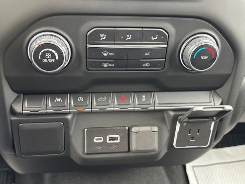 New 2026 Chevrolet Silverado 1500 Custom AWD/4WD image 18
