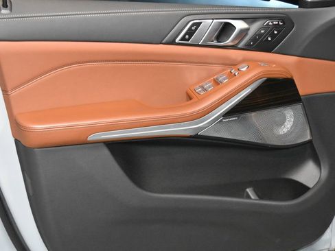 Certified 2024 BMW X7 M60i w/ Executive Package image 4