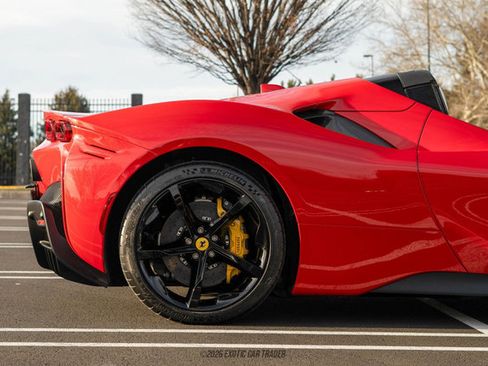 Used 2025 Ferrari SF90 Spider image 10
