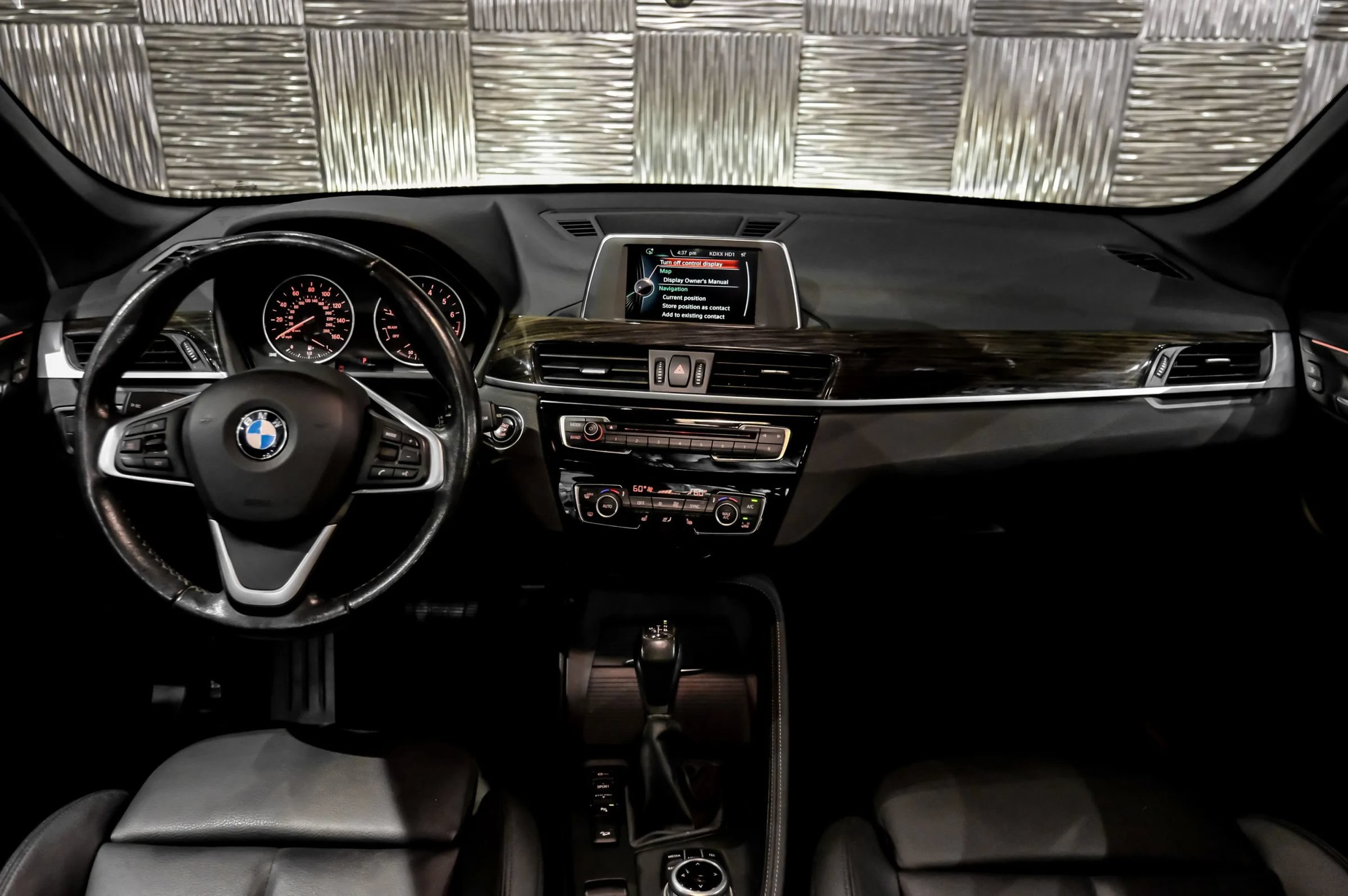 Used 2017 BMW X1 xDrive28i AWD/4WD image 16