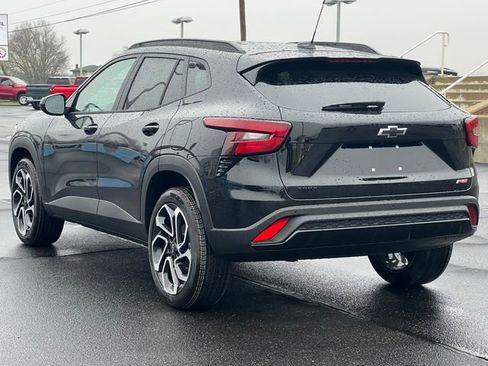 New 2026 Chevrolet Trax RS w/ Driver Confidence Package FWD image 8