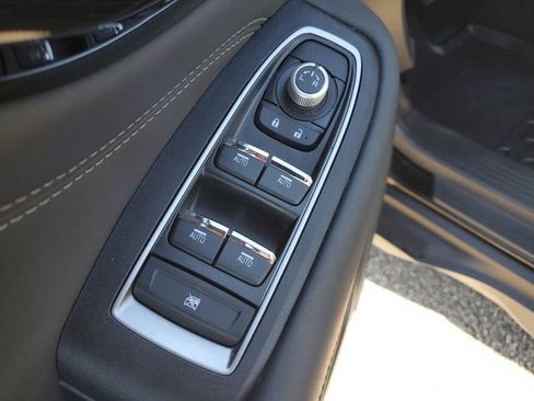 Used 2025 Subaru Outback Limited w/ Popular Package #2 image 23