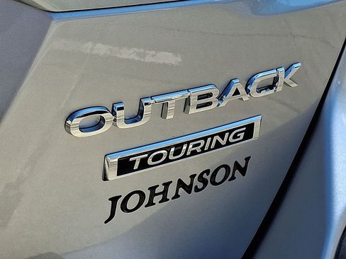 New 2025 Subaru Outback Touring w/ Popular Package #2 image 19