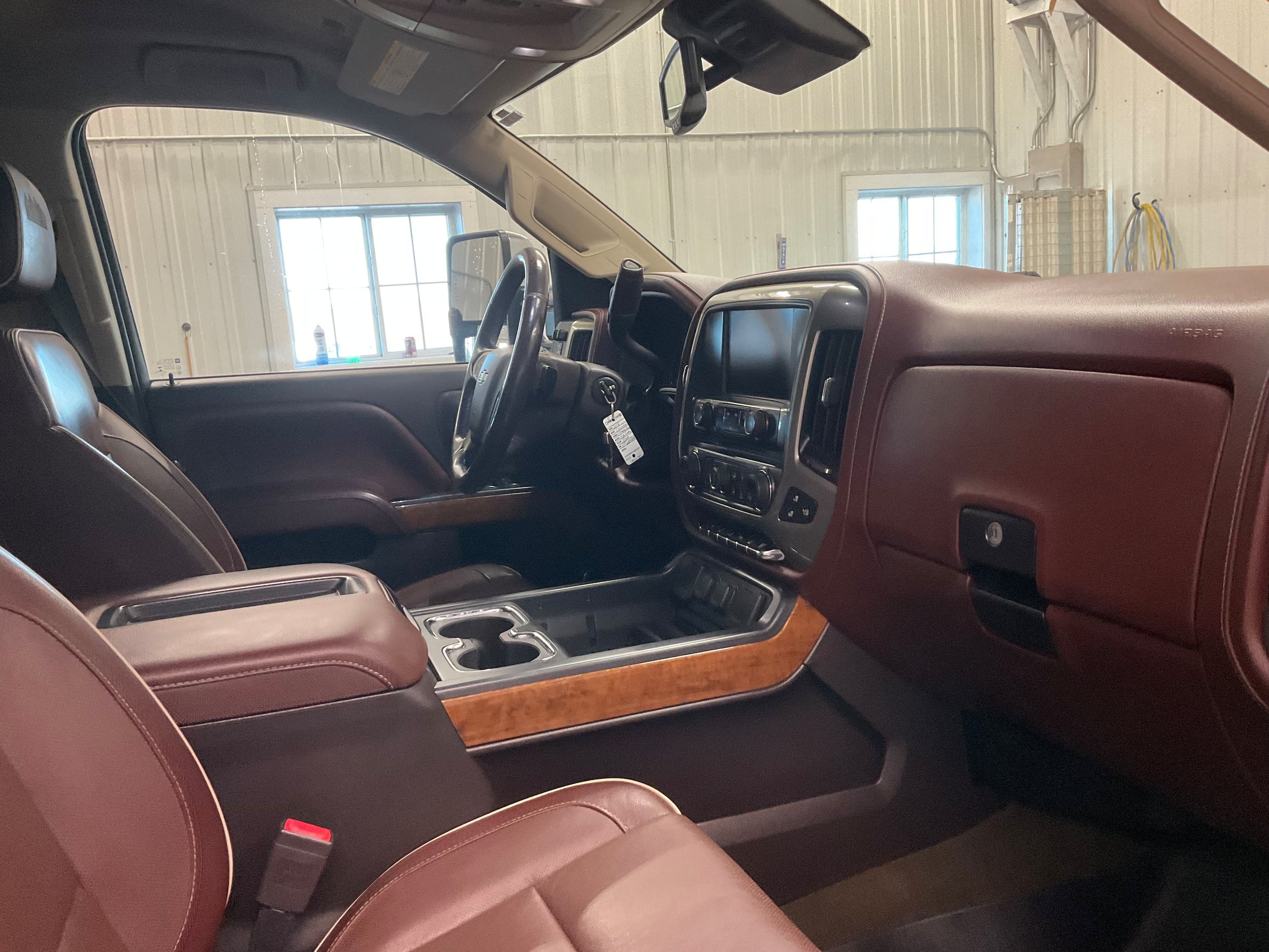 Used 2015 Chevrolet Silverado 2500 High Country w/ Duramax Plus Package AWD/4WD image 27