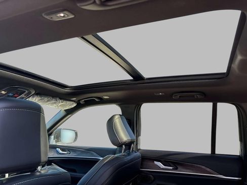 New 2026 Jeep Grand Cherokee Limited AWD/4WD image 4
