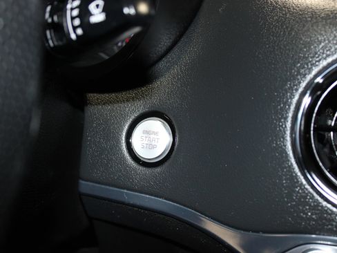 Used 2021 Kia Stinger GT AWD/4WD image 18