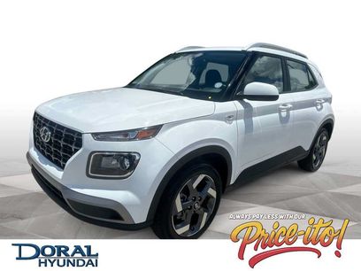 Used 2025 Hyundai Venue SEL