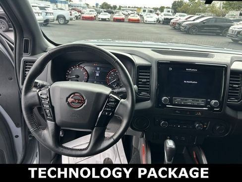 Used 2024 Nissan Frontier Pro-X w/ Technology Package image 17