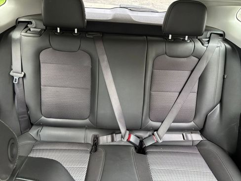 Used 2025 Chevrolet Trax LT w/ LT Convenience Package image 33