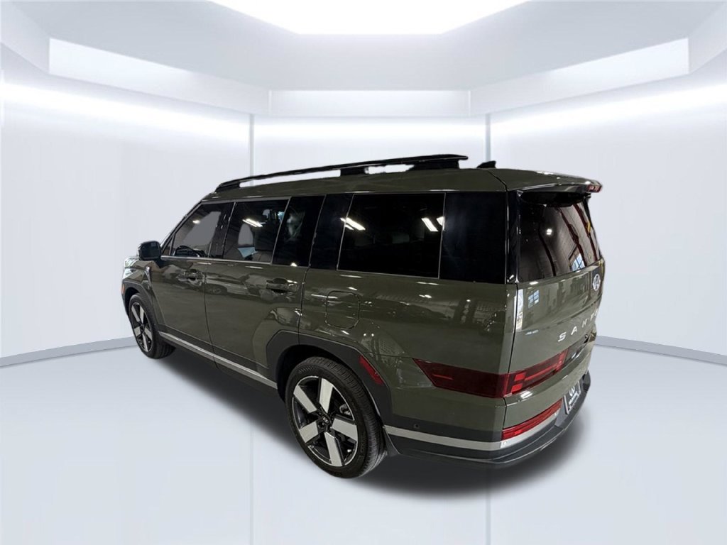 Used 2024 Hyundai Santa Fe Limited FWD image 5