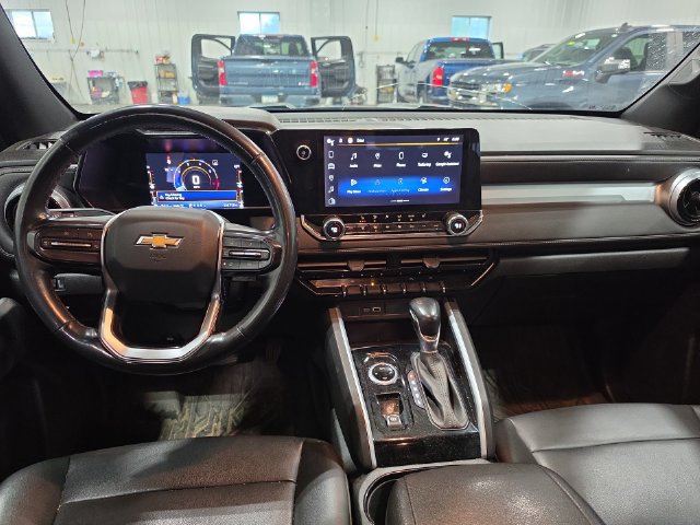 Used 2023 Chevrolet Colorado LT w/ LT Convenience Package III AWD/4WD image 4