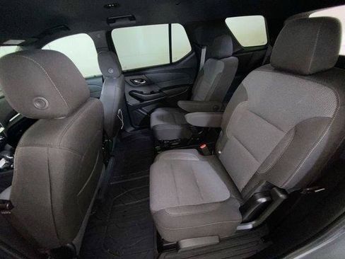 Used 2023 Chevrolet Traverse LT w/ LPO, Floor Liner Package AWD/4WD image 15