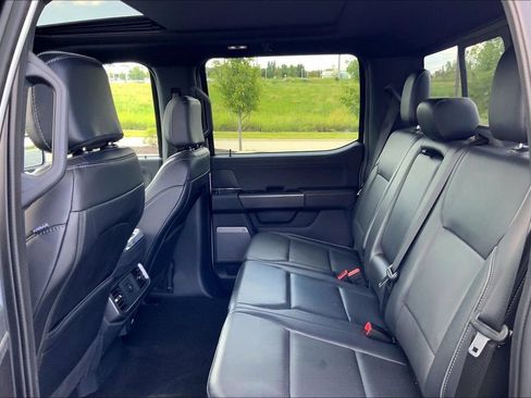 Used 2025 Ford F150 Lariat w/ Equipment Group 501A Mid AWD/4WD image 11