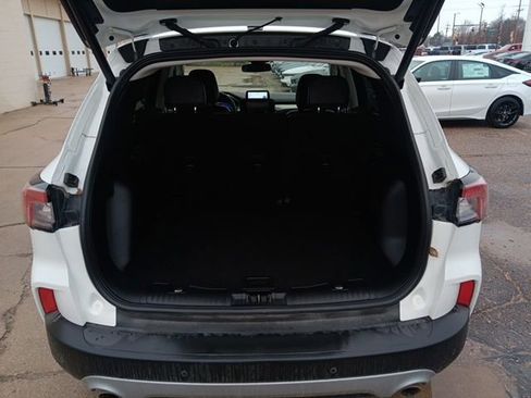 Used 2022 Ford Escape Titanium image 32