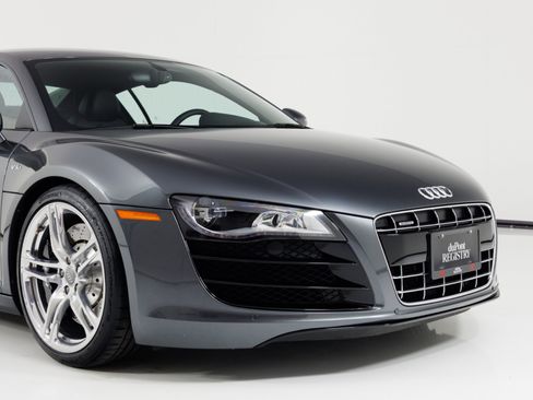Used 2011 Audi R8 V10 AWD/4WD image 55