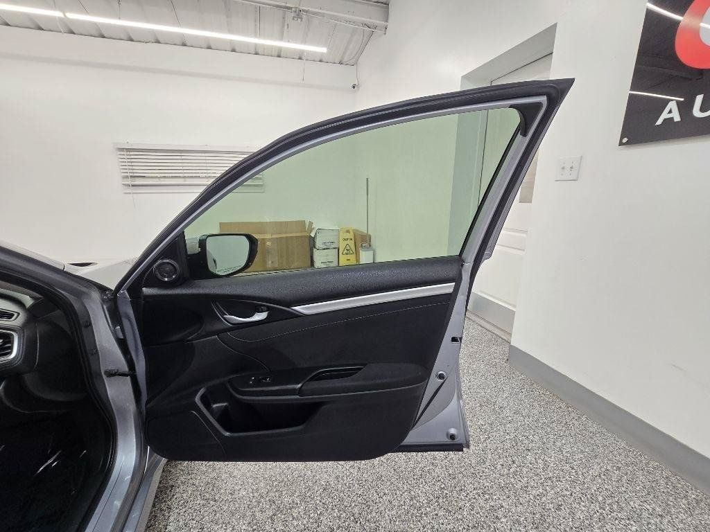 Used 2019 Honda Civic EX image 28